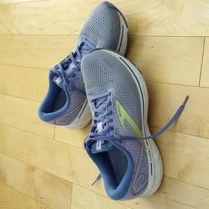Brooks Ghost 14 Shoes